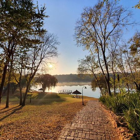 Premier Hotel Roodevalley Преторія Екстер'єр фото