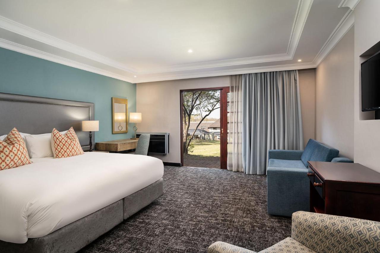 Premier Hotel Roodevalley Преторія Екстер'єр фото